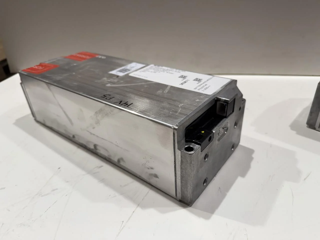 Polestar 2 2020- Celulă / modul baterie de înaltă tensiune vedere 3