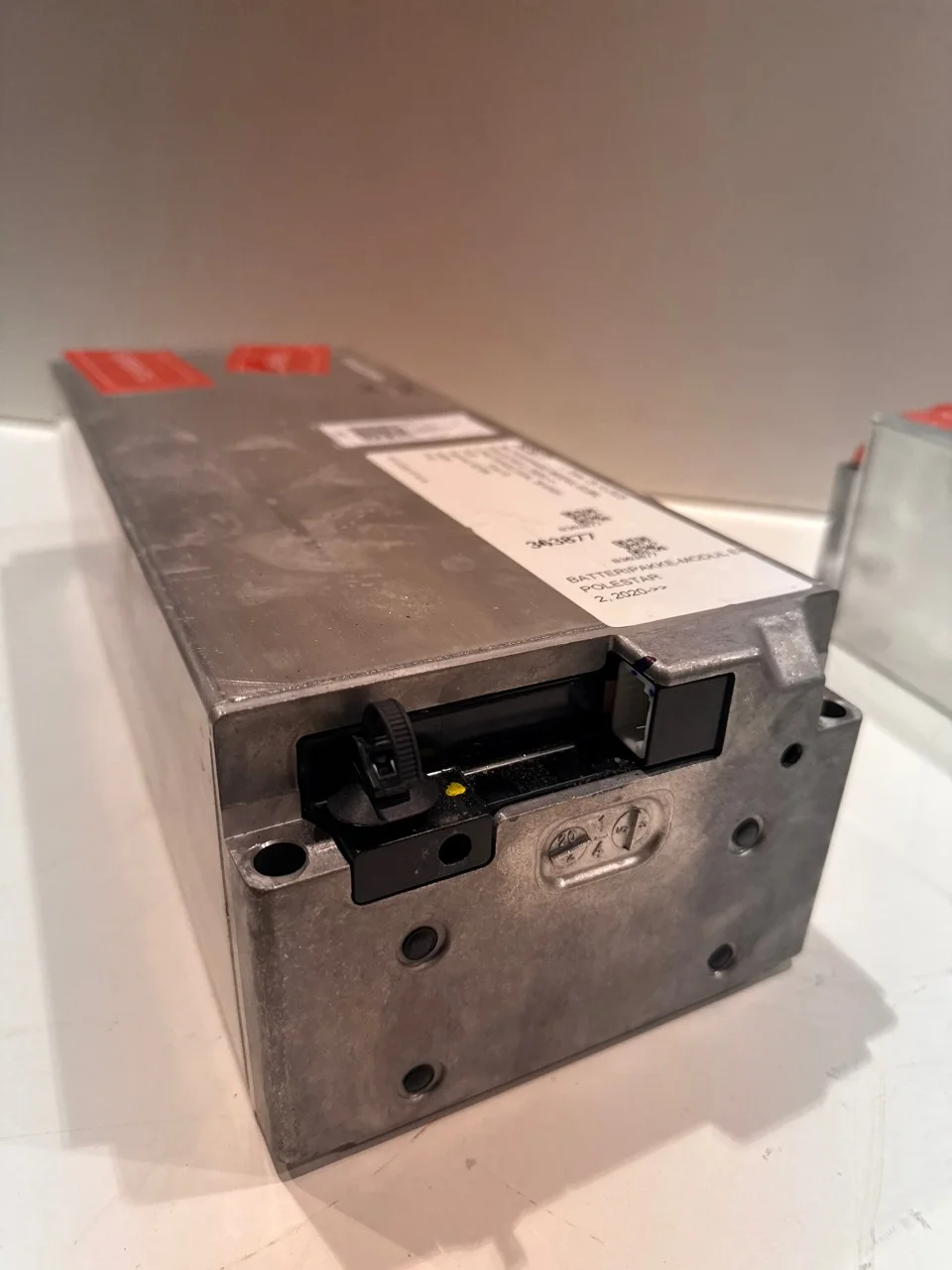 Polestar 2 2020- Celulă / modul baterie de înaltă tensiune vedere 3