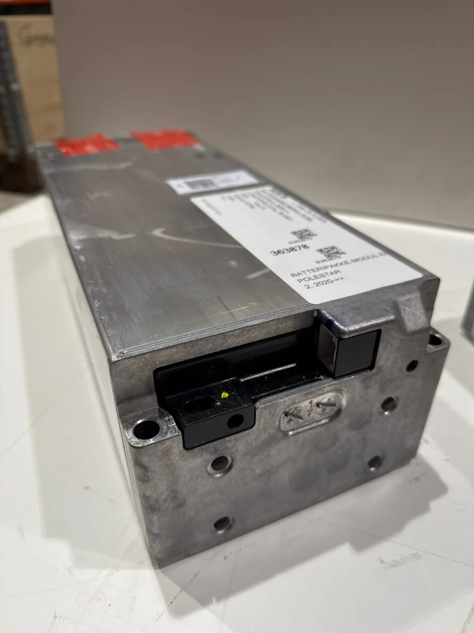 Polestar 2 2020- Celulă / modul baterie de înaltă tensiune vedere 3