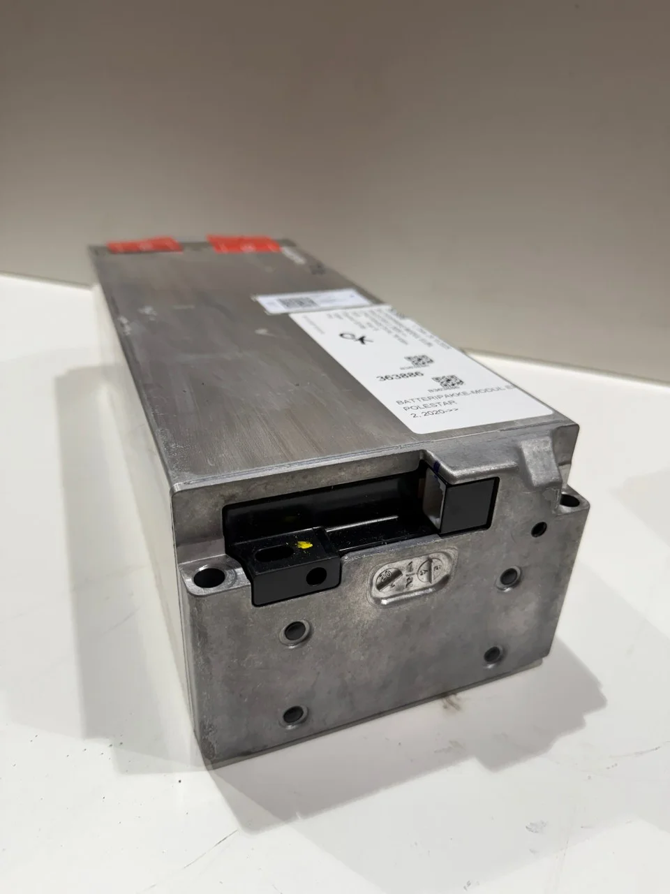 Polestar 2 2020- Celulă / modul baterie de înaltă tensiune vedere 3
