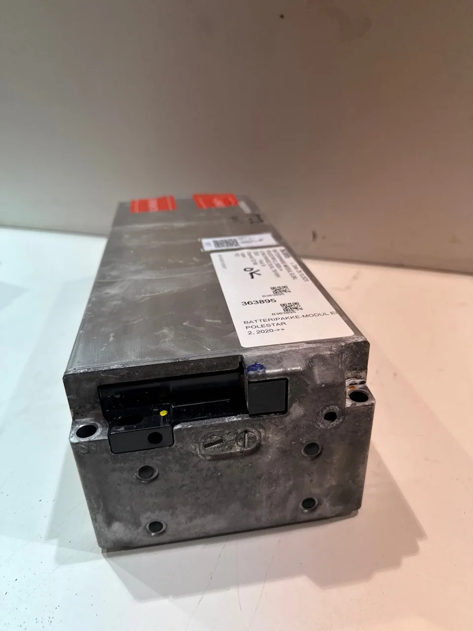 Polestar 2 2020- Celulă / modul baterie de înaltă tensiune vedere 3
