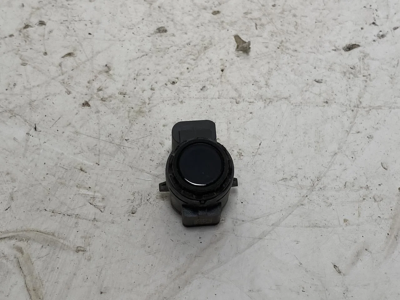 Volvo XC40/RECHARGE 2018- Front parking sensor