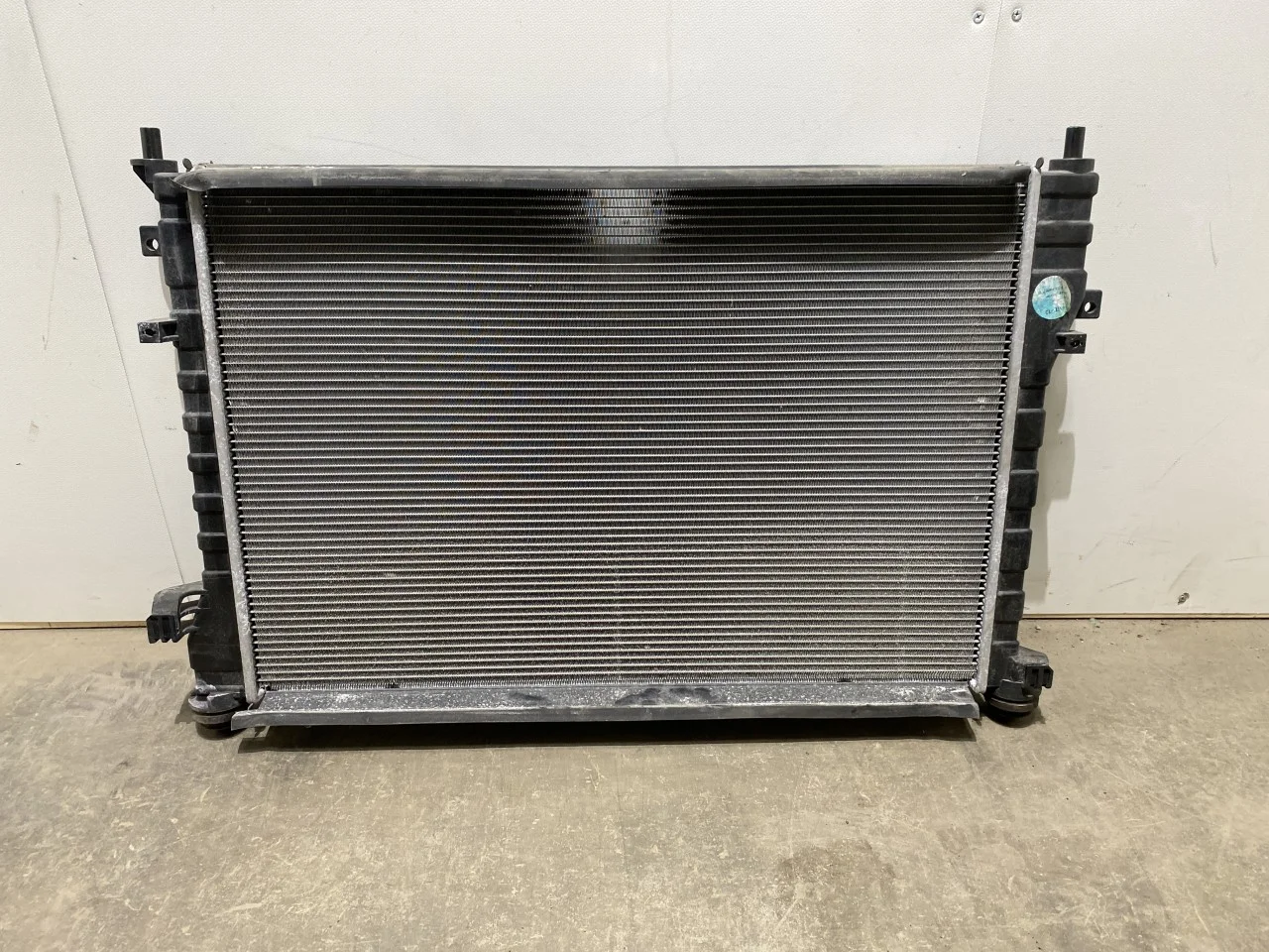 Radiator, automatic transmission view 2