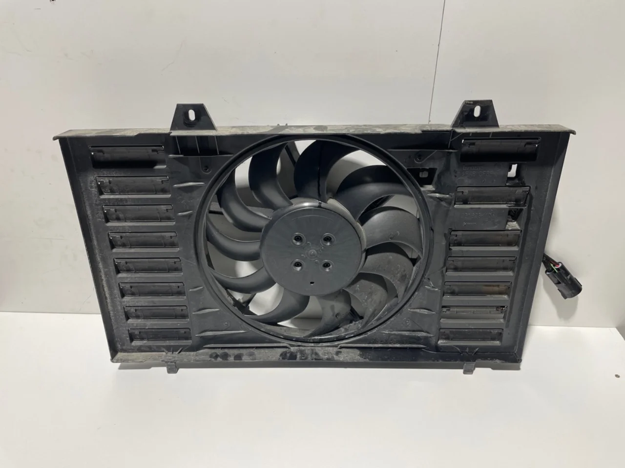 Opel / Vauxhall OPEL MOKKA 21 > Hűtőventilátor, elektromos nézet 3