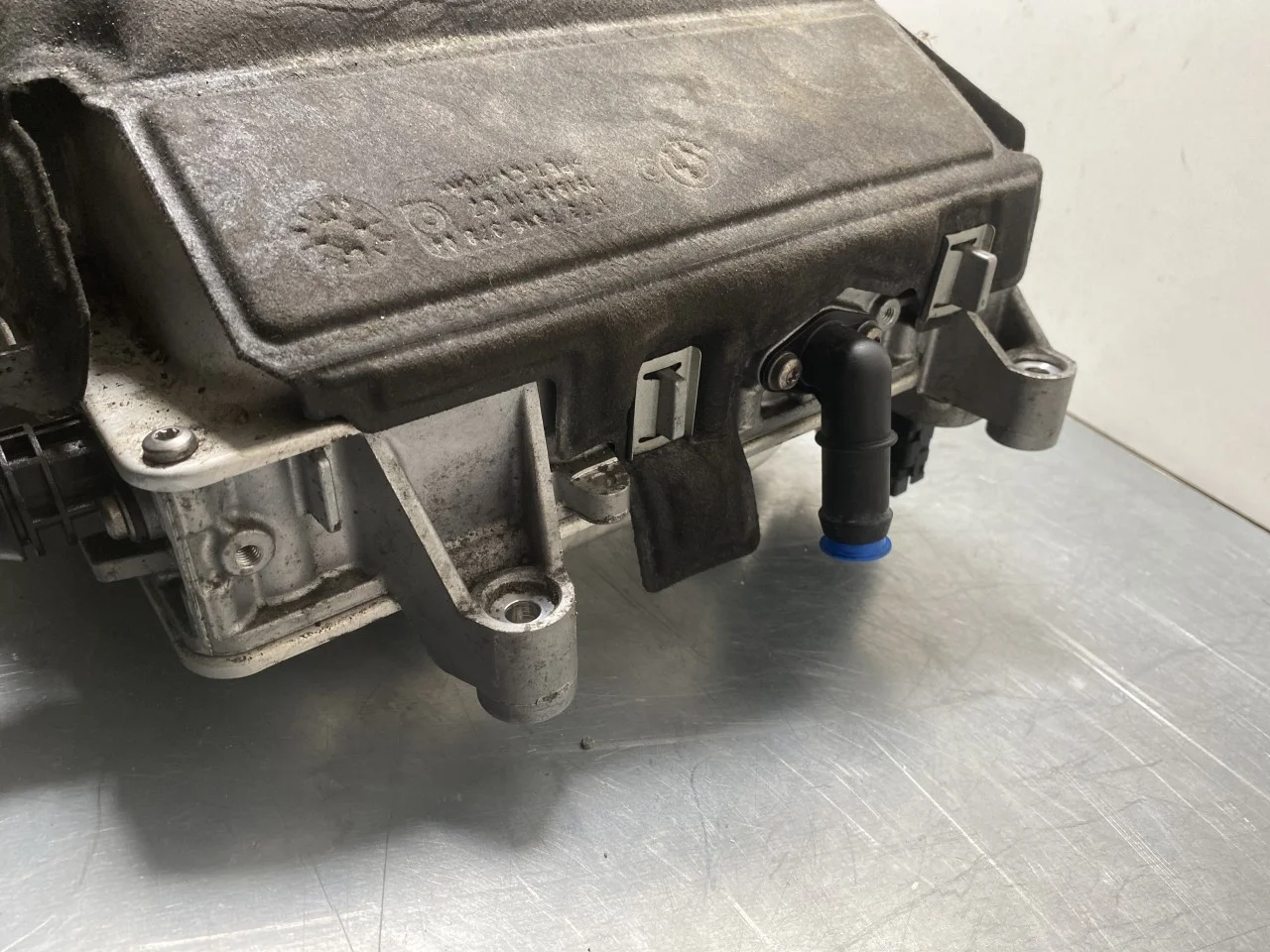 BMW I3 I01 2013-22 Inverter, 12-220V nézet 3