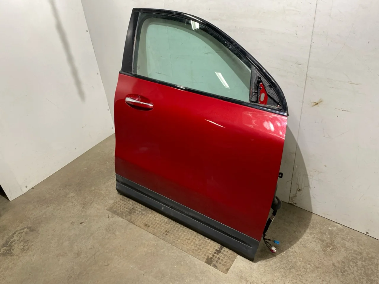 Mercedes EQA H243 2021- Door, 4-door, front right view 3