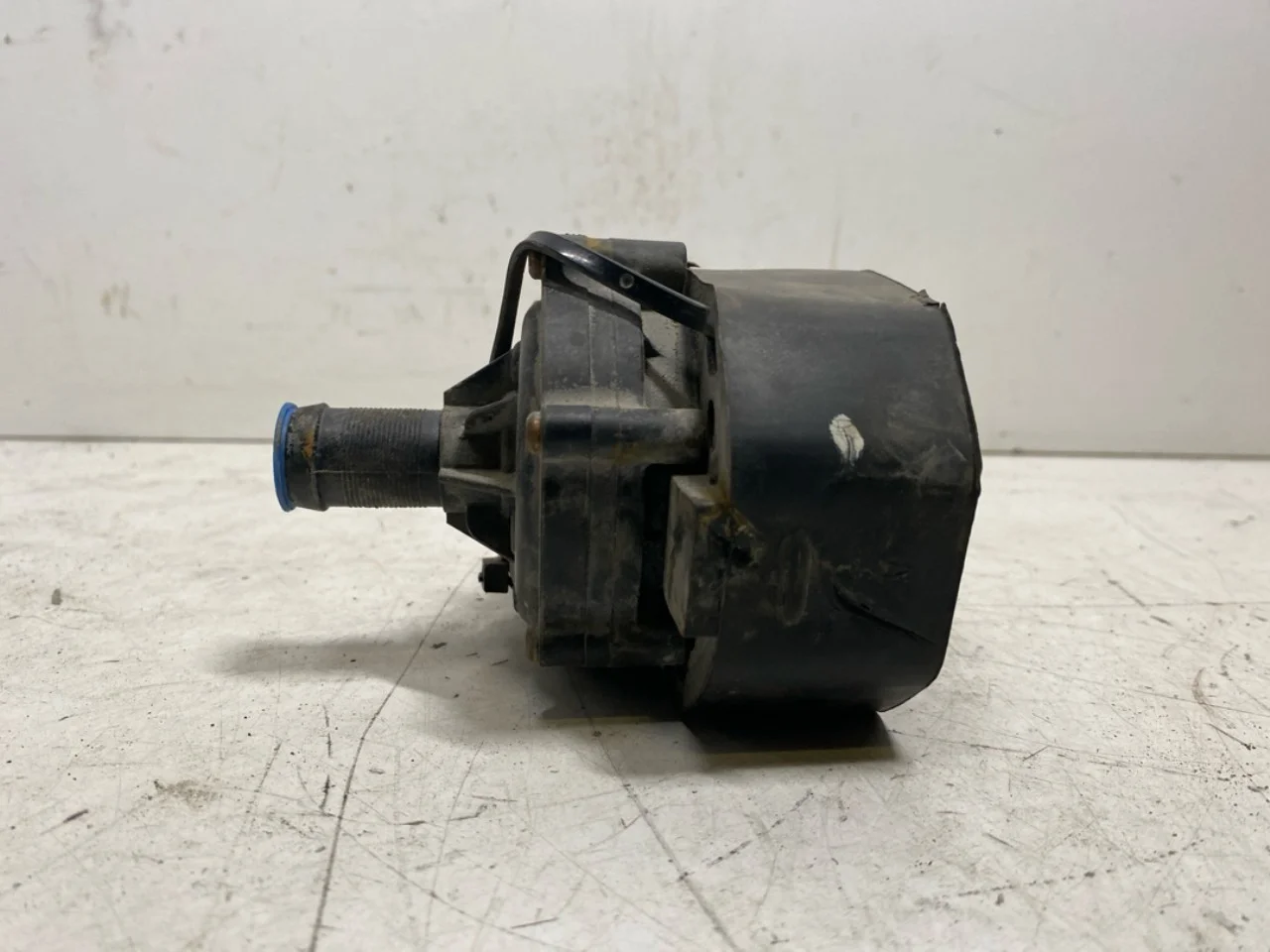 Renault ZOE/E- TECH 2013--> Circulation pump view 4