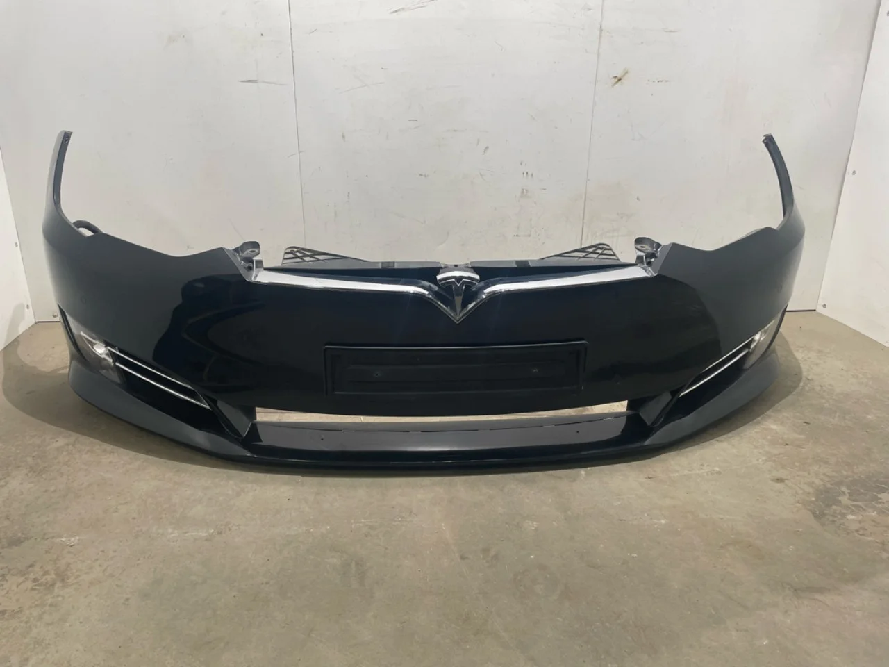 Tesla MODEL S 2013- Lökhárító, első nézet 3