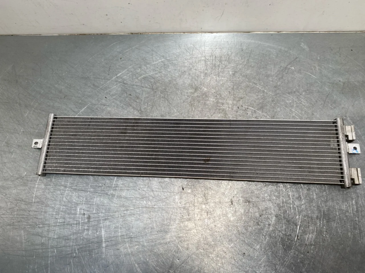 Hyundai KONA 2023- Condensator climatizare / radiator vedere 2