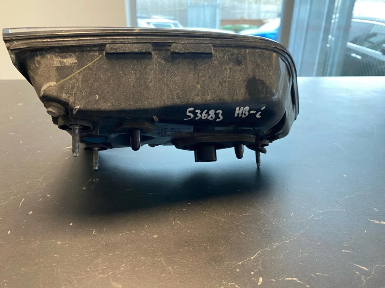 Tesla MODEL X 2016- Right tail light on tailgate, inner view 2