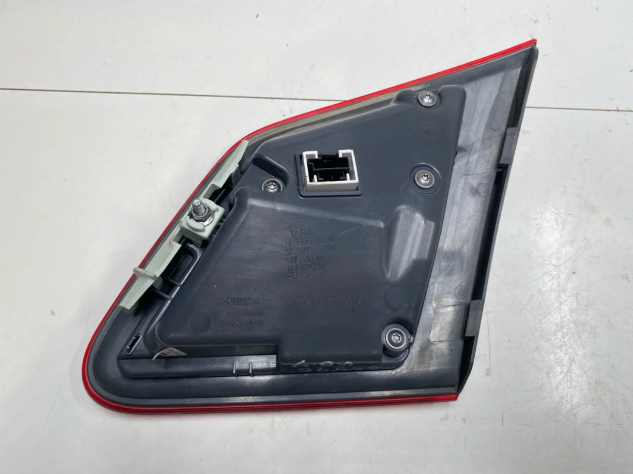 Mercedes B 180-200 W246/W242 2012-19 Rear light, left, on tailgate (inner) view 2