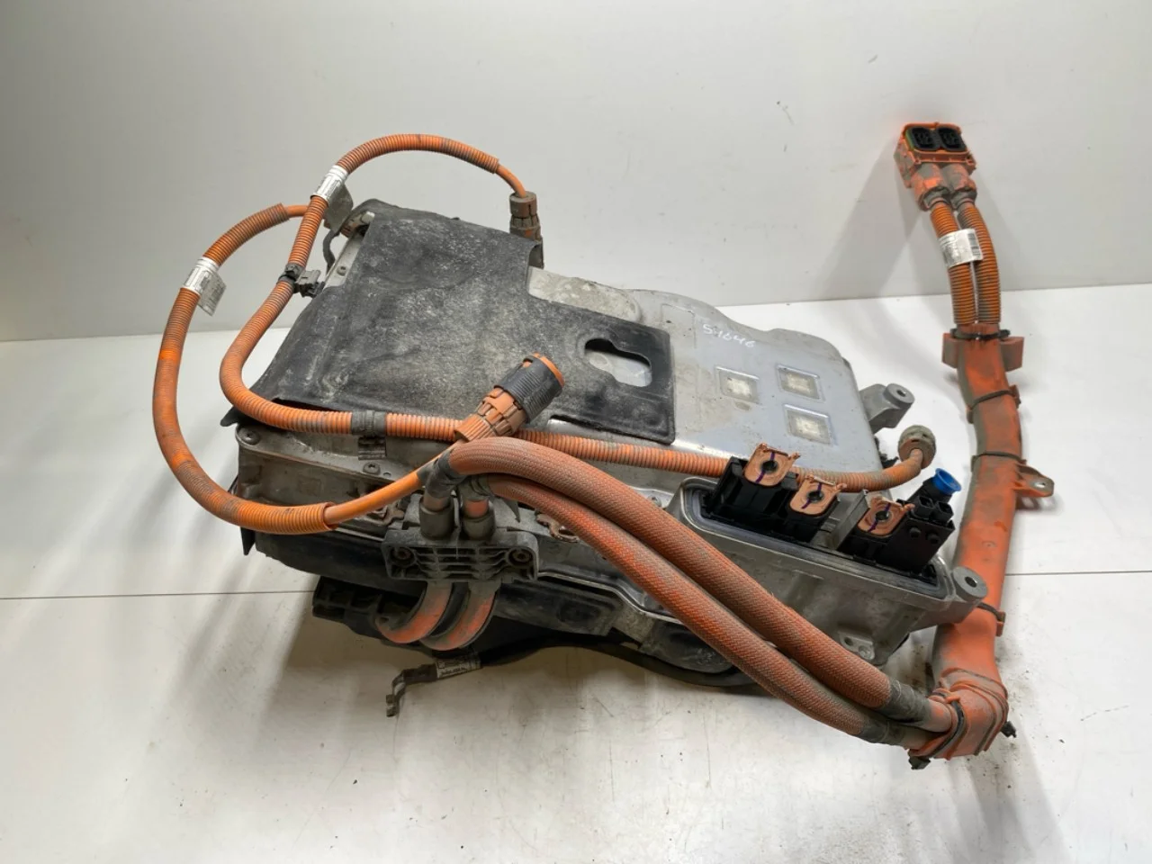 BMW I3 I01 2013-22 Inverter, 12-220V nézet 2