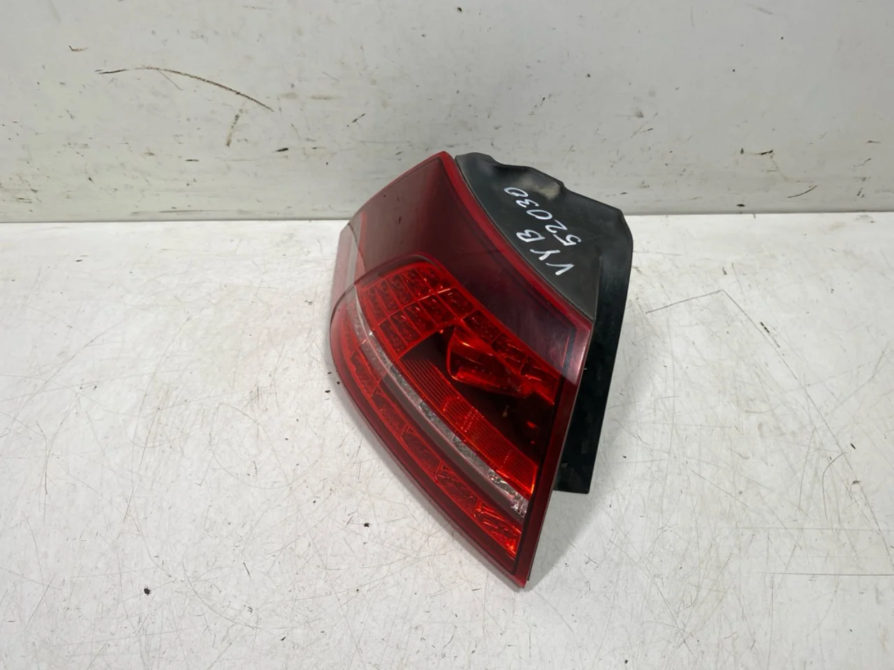 Volkswagen GOLF, E-GOLF VII 2013-20 Left tail light view 2