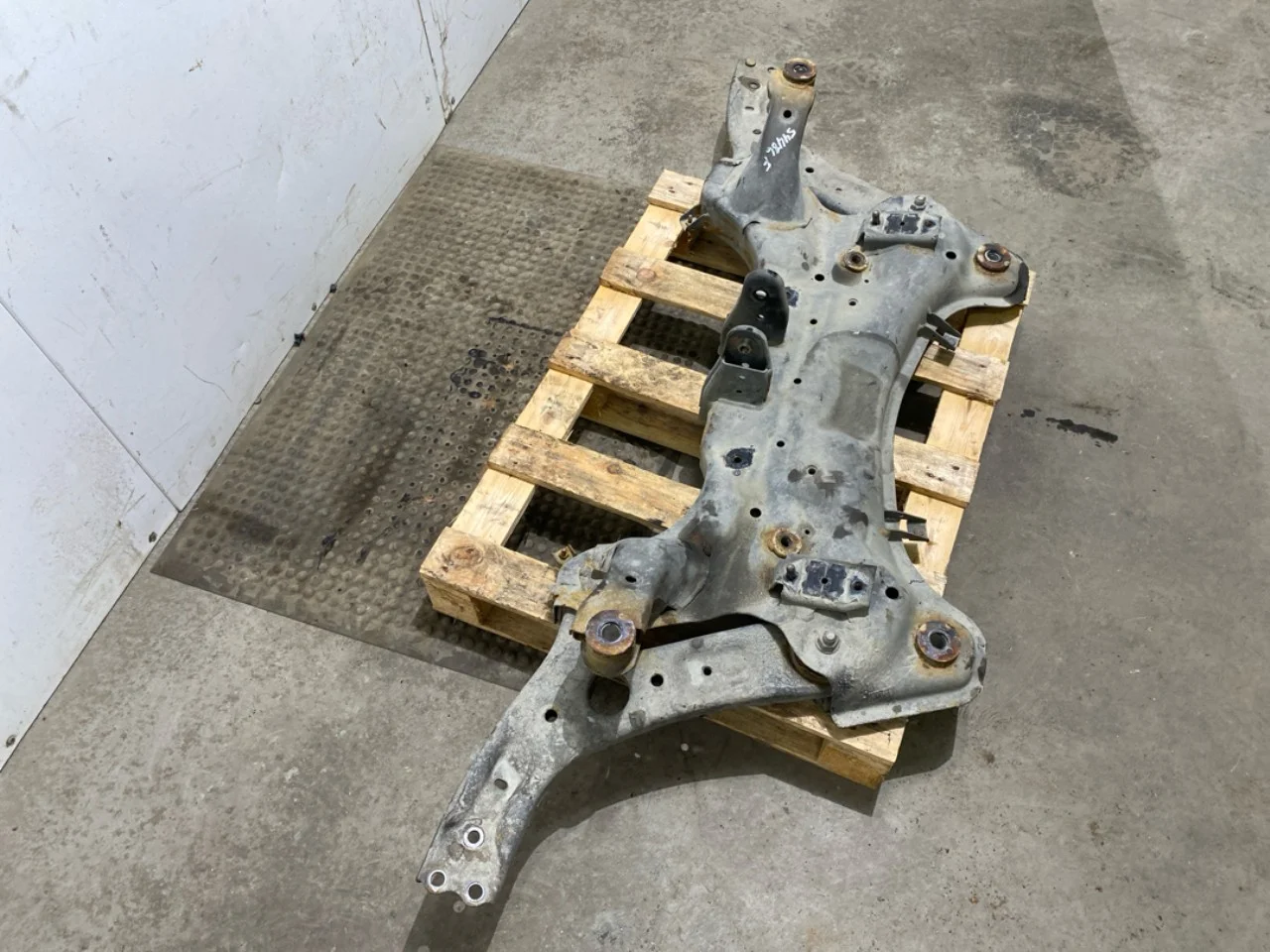 Kia SOUL 2009- Front subframe view 2