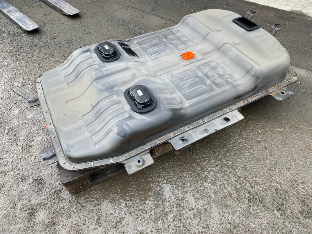 Kia SOUL 2009- High-voltage battery view 3