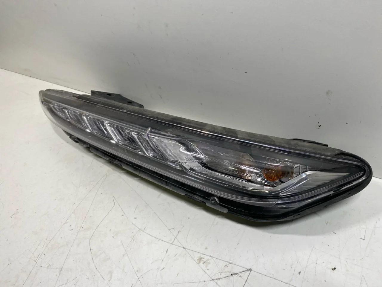 Hyundai KONA / ELECTRIC 2018-23 Kanyar- / ködlámpa nézet 3