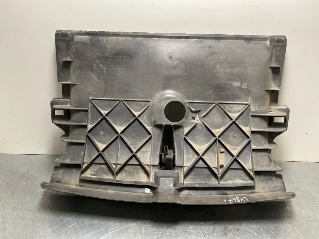 Tesla MODEL Y 2021- Hűtőventilátor-ház / hűtőburkolat