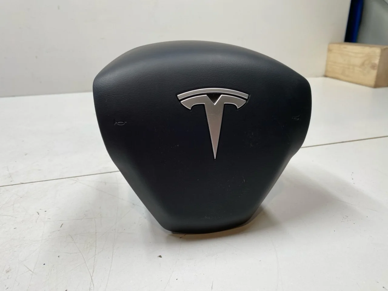 Tesla MODEL Y 2021- Légzsák, kormánypárna nézet 2