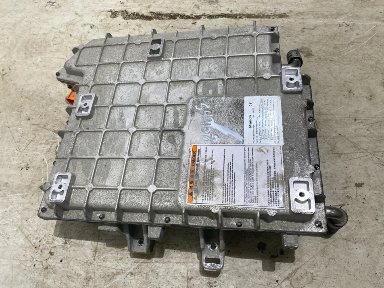 Kia SOUL 2009- Încărcător baterie