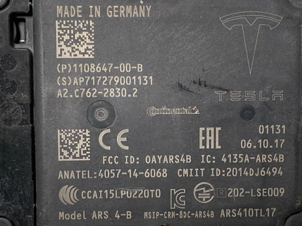 Tesla MODEL S 2013- Adaptive cruise control sensor view 3