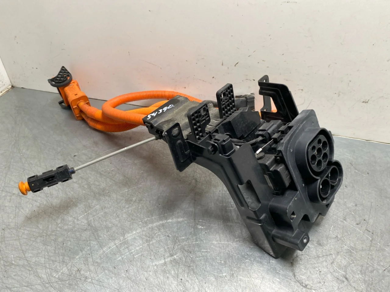 Hyundai KONA / ELECTRIC 2018-23 Charging port cover, electric / hybrid