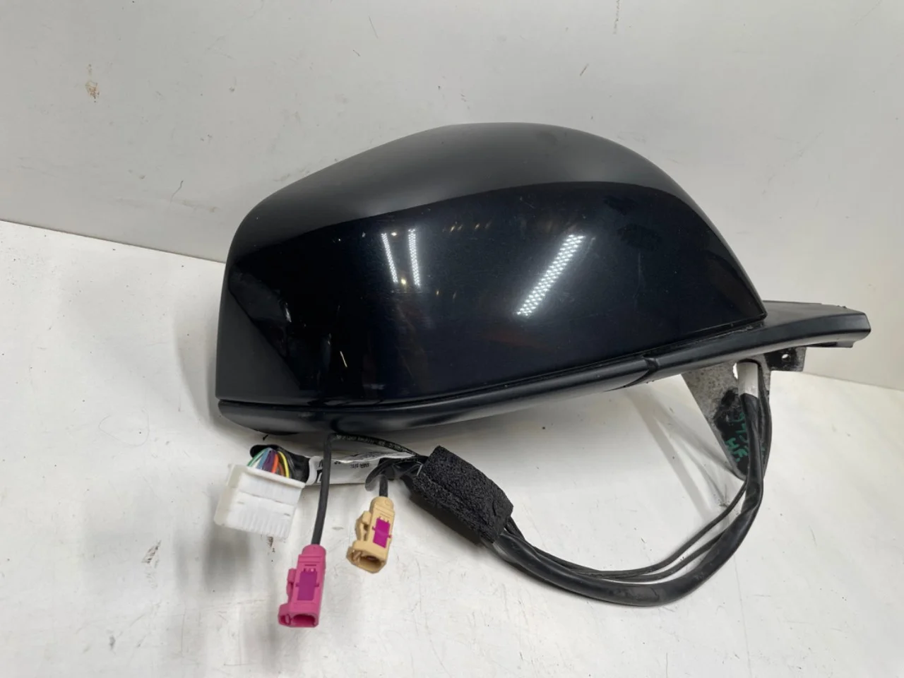 Tesla MODEL X 2016- Right mirror, electrically adjustable view 2
