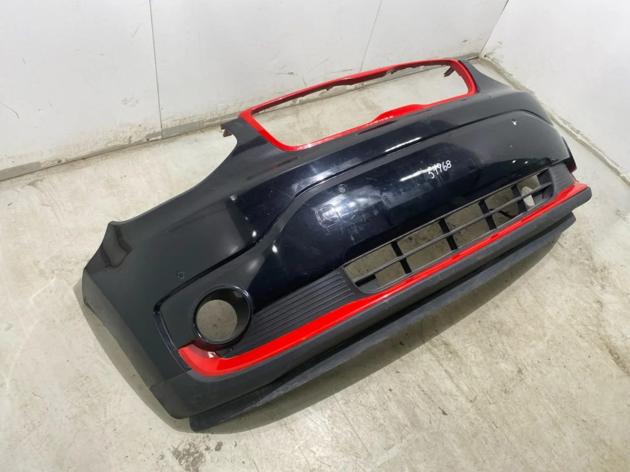Kia SOUL 2009- Front bumper view 2