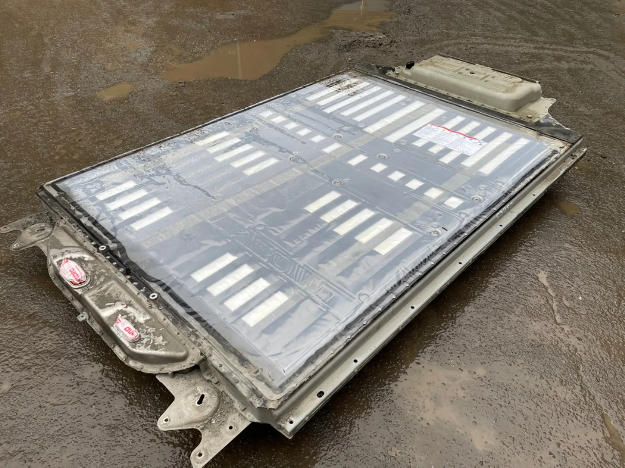 Tesla MODEL S 2013- High-voltage battery view 3