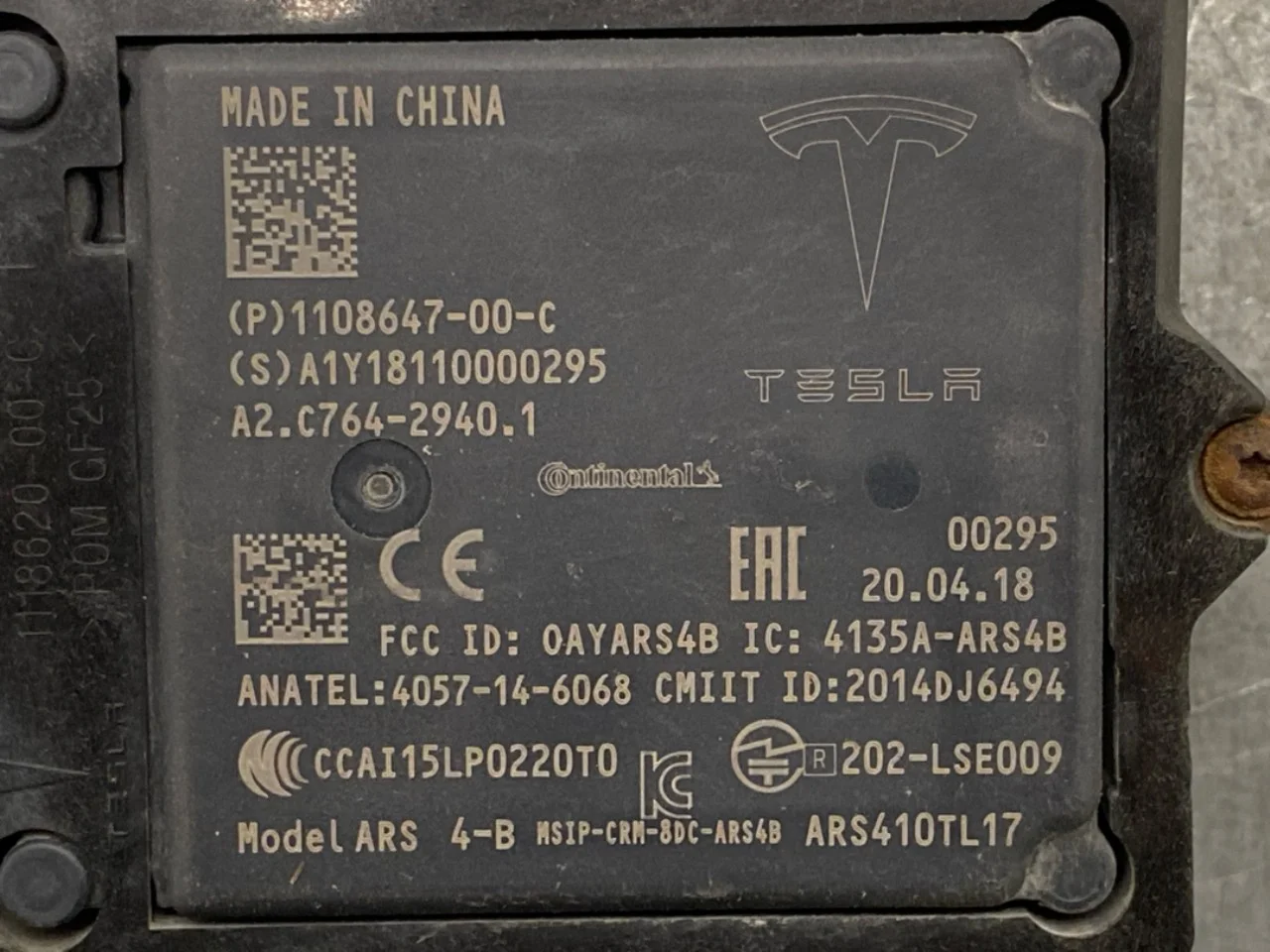 Tesla MODEL X 2016- Adaptive cruise control sensor view 3