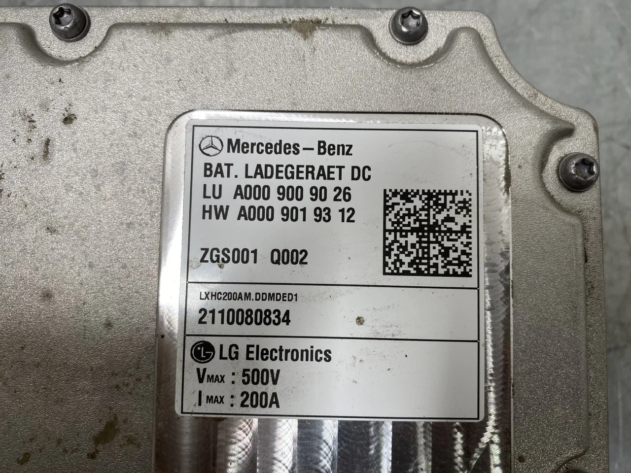 Mercedes EQC 2020- Încărcător baterie vedere 2