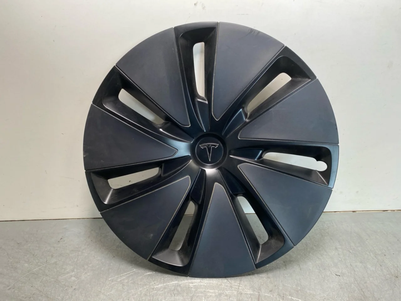 Tesla MODEL 3 2024- Dísztárcsa