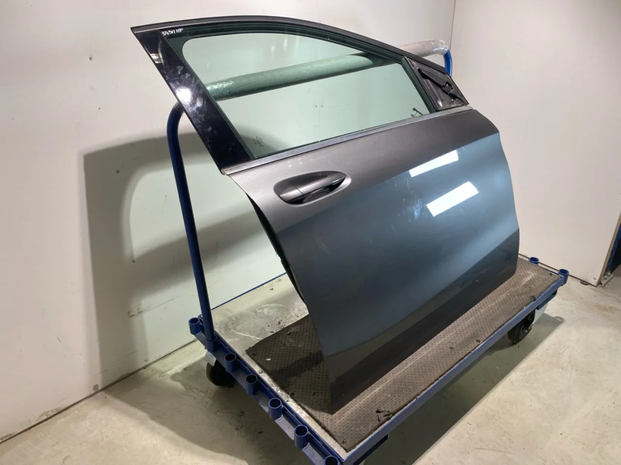 Mercedes B 180-200 W246/W242 2012-19 Ajtó, 4 ajtós, első, jobb nézet 2