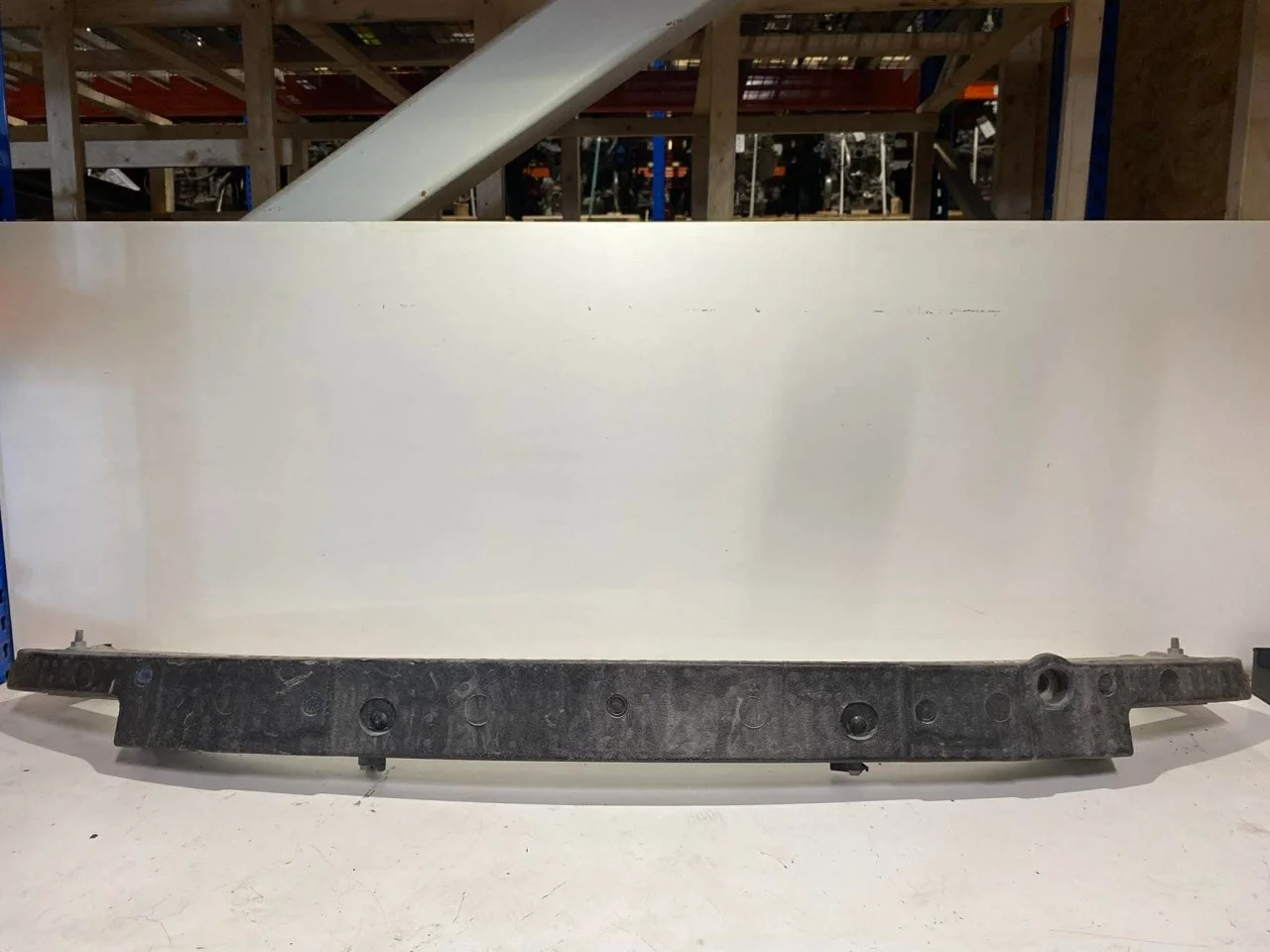 Tesla MODEL Y 2021- Lökhárító merevítő (gerenda), első view 2