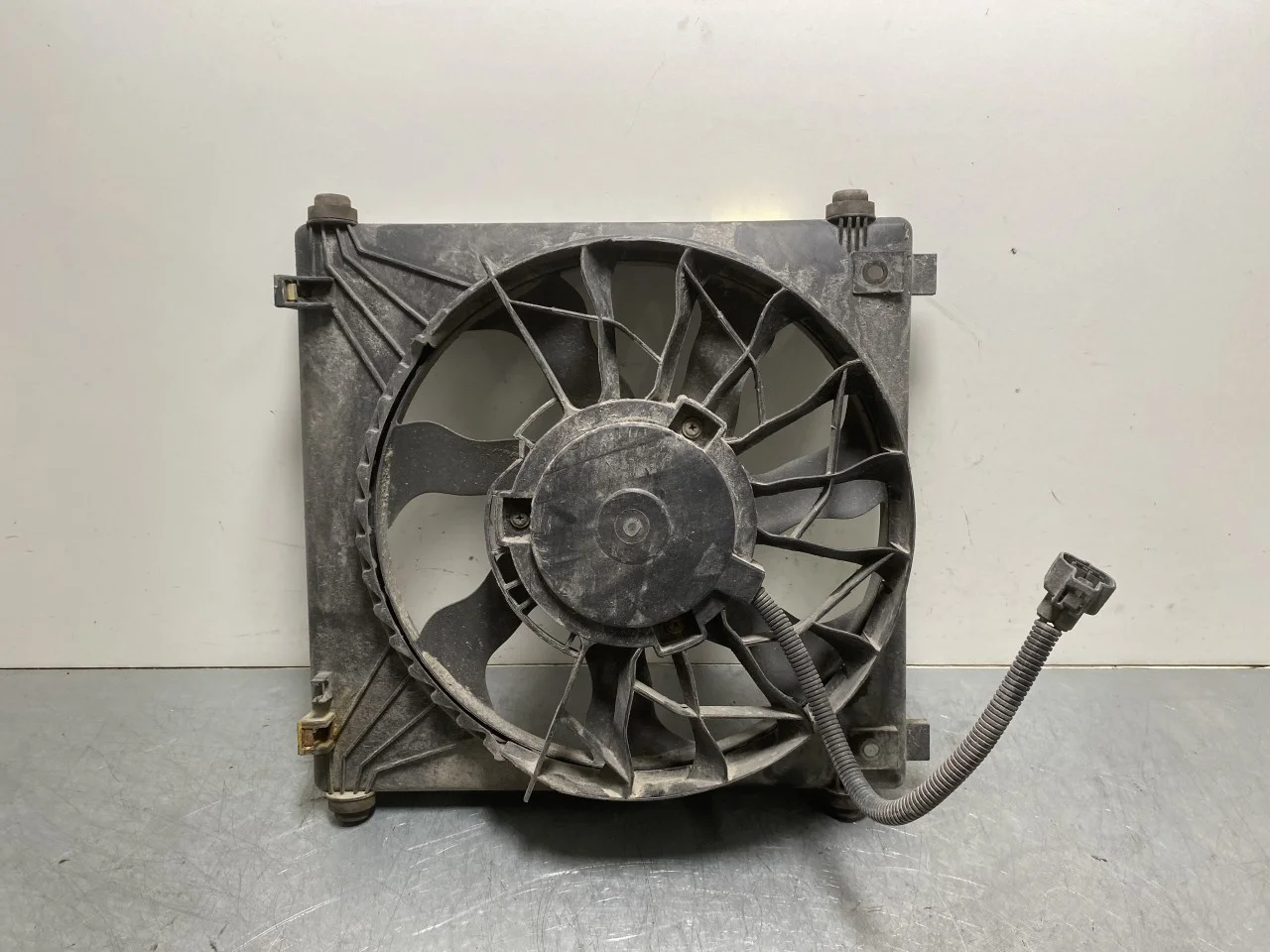 Tesla MODEL S 2013- Hűtőventilátor, elektromos