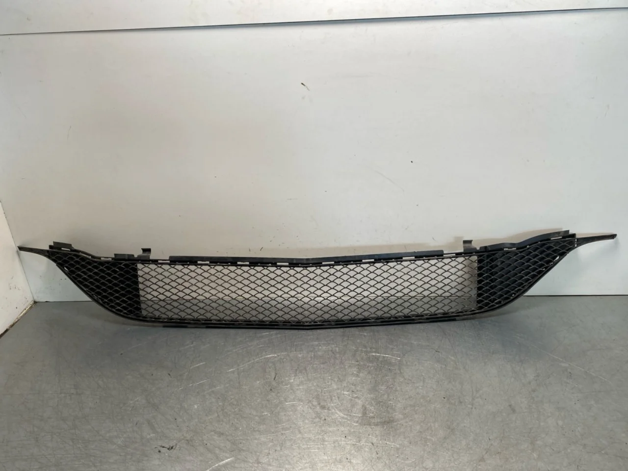 Mercedes B 180-200 W246/W242 2012-19 Grille, complete
