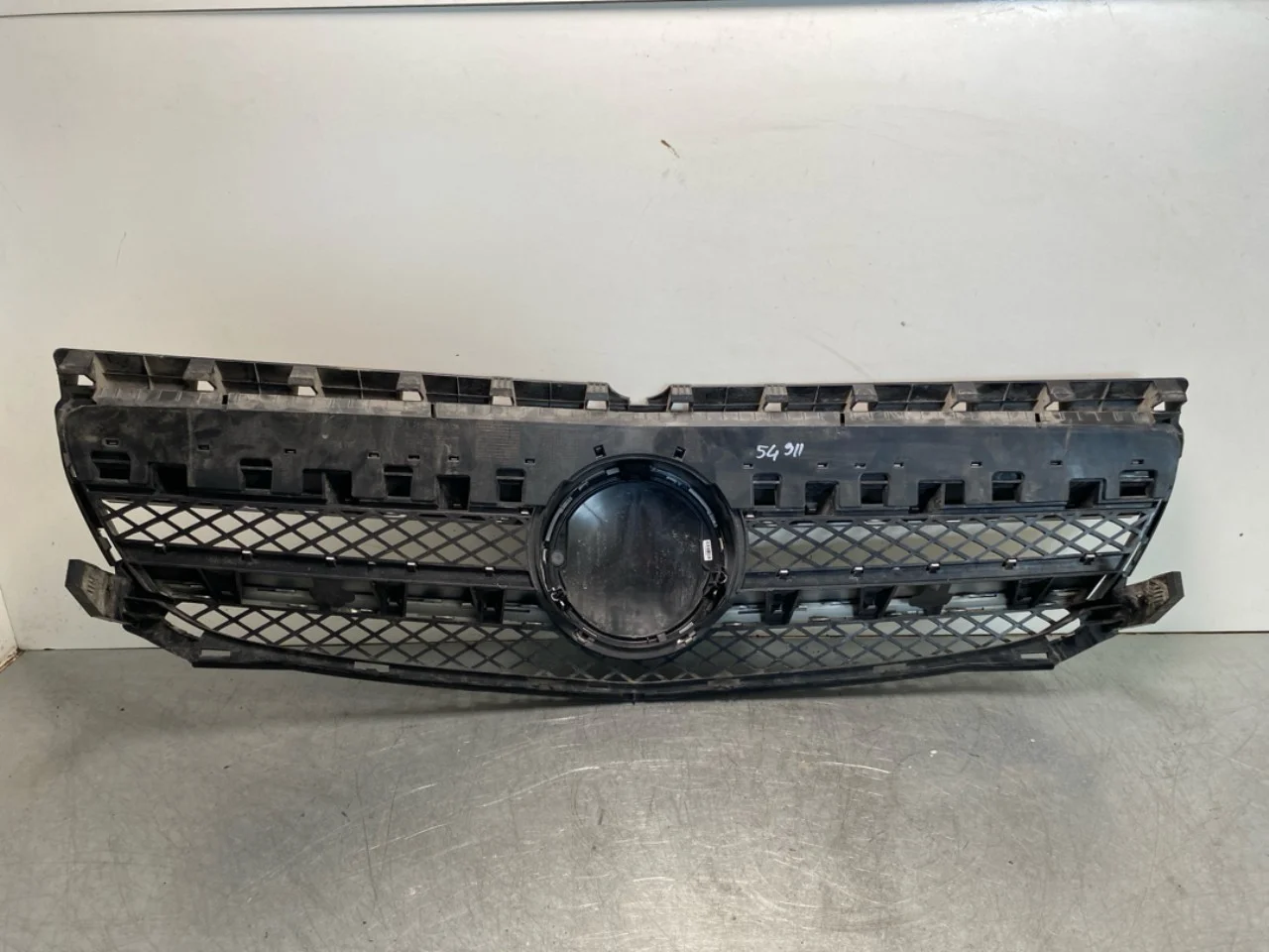 Mercedes B 180-200 W246/W242 2012-19 Grille, complete view 2