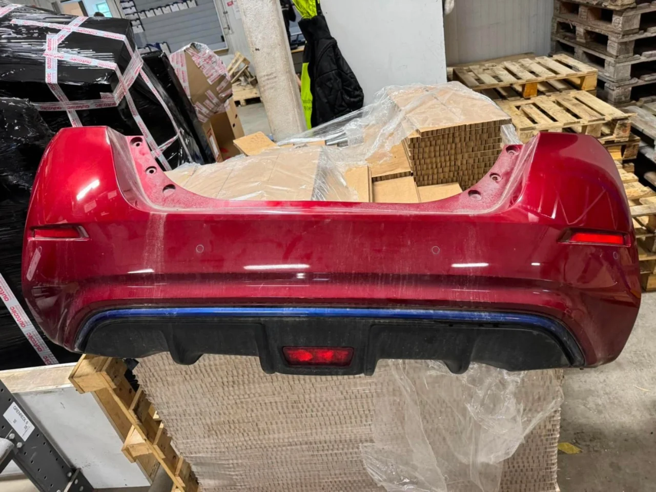 Nissan LEAF 2017-24 Rear bumper