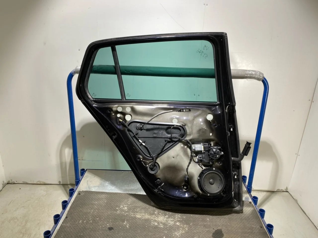 Volkswagen GOLF, E-GOLF VII 2013-20 Rear left door, 4-door view 2