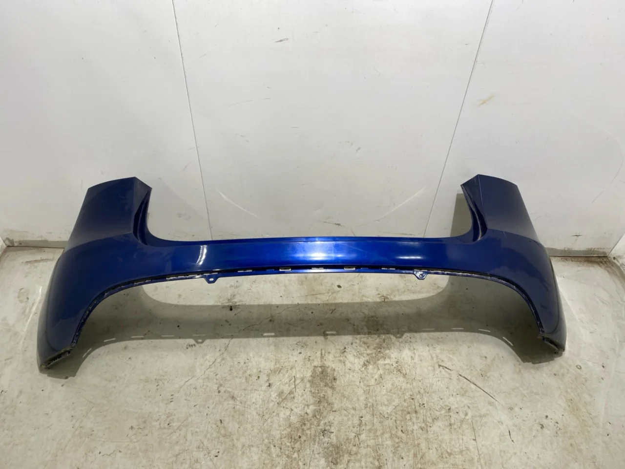 Tesla MODEL Y 2021- Rear bumper