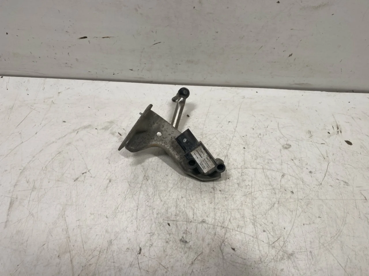 Tesla MODEL S 2013- Senzor reglaj nivel / suspensie pneumatică
