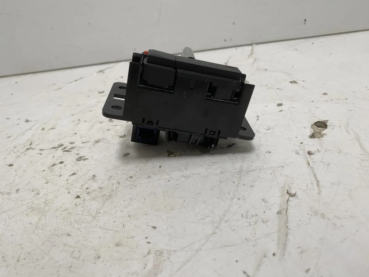 Peugeot 3008/E-3008 2024- Gear lever view 2
