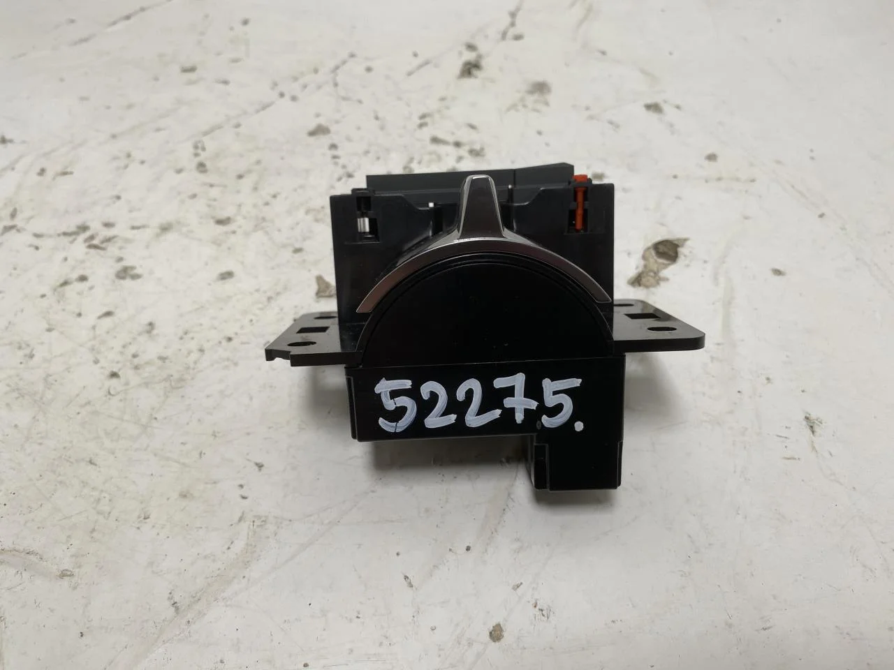 Peugeot 3008/E-3008 2024- Gear lever view 3