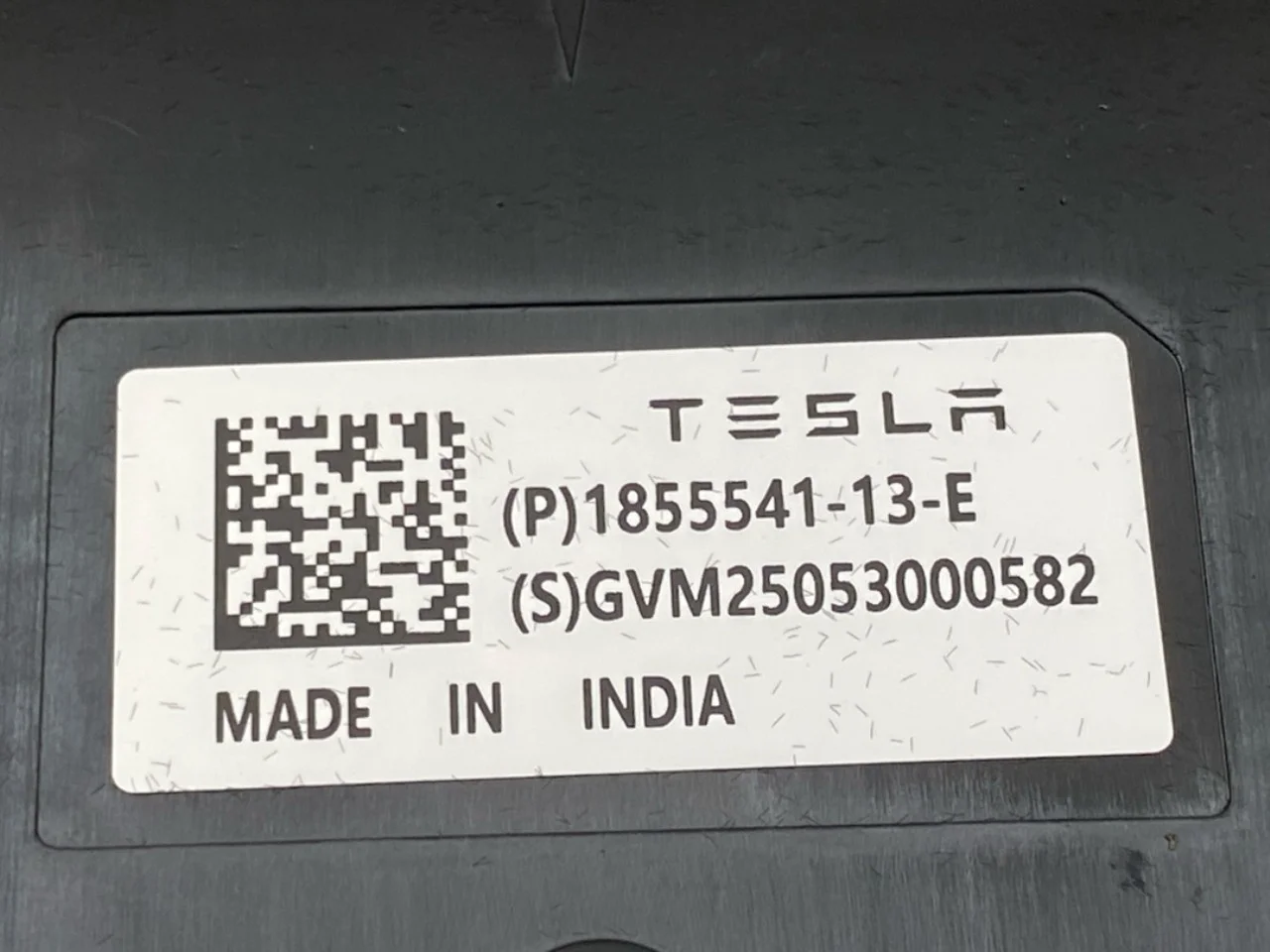 Tesla MODEL Y 2021- Vezérlőegység, egyéb nézet 3