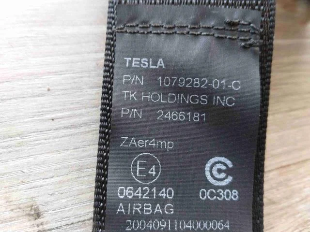 Tesla MODEL S 2013- Biztonsági öv, első, jobb nézet 3