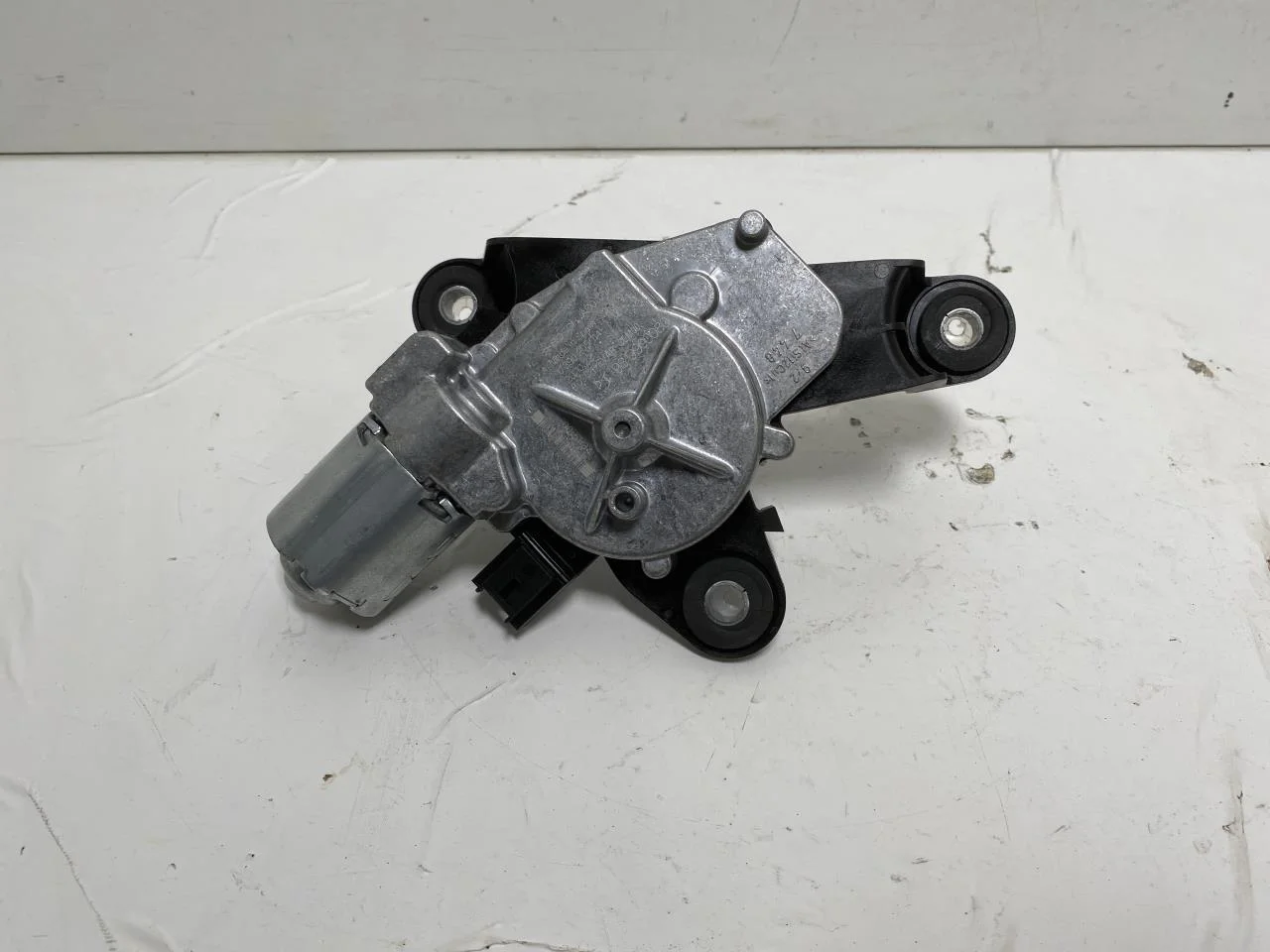 Opel / Vauxhall CORSA F 2020- Motor ștergător hayon vedere 3