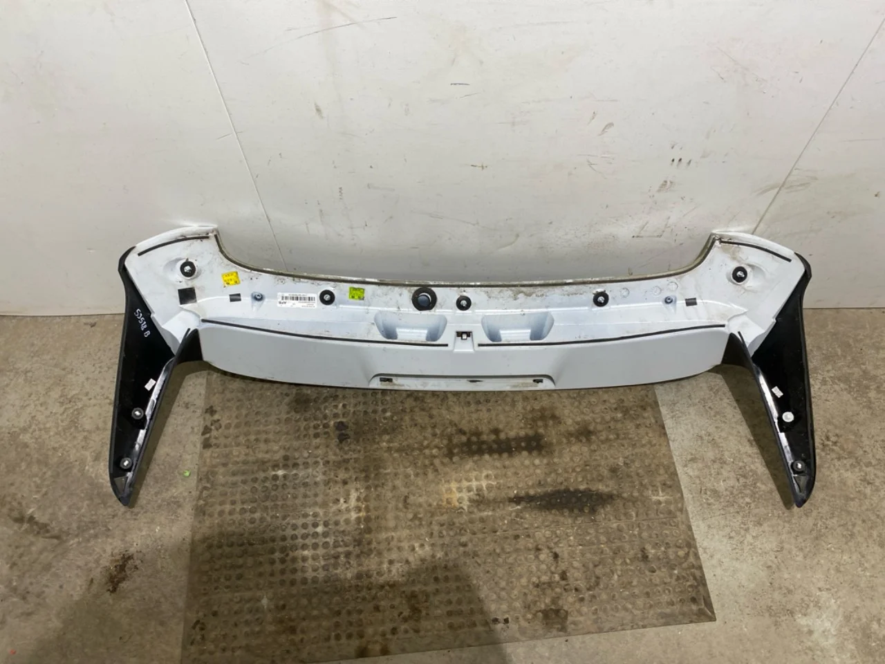 Hyundai KONA / ELECTRIC 2018-23 Spoiler, tailgate view 4