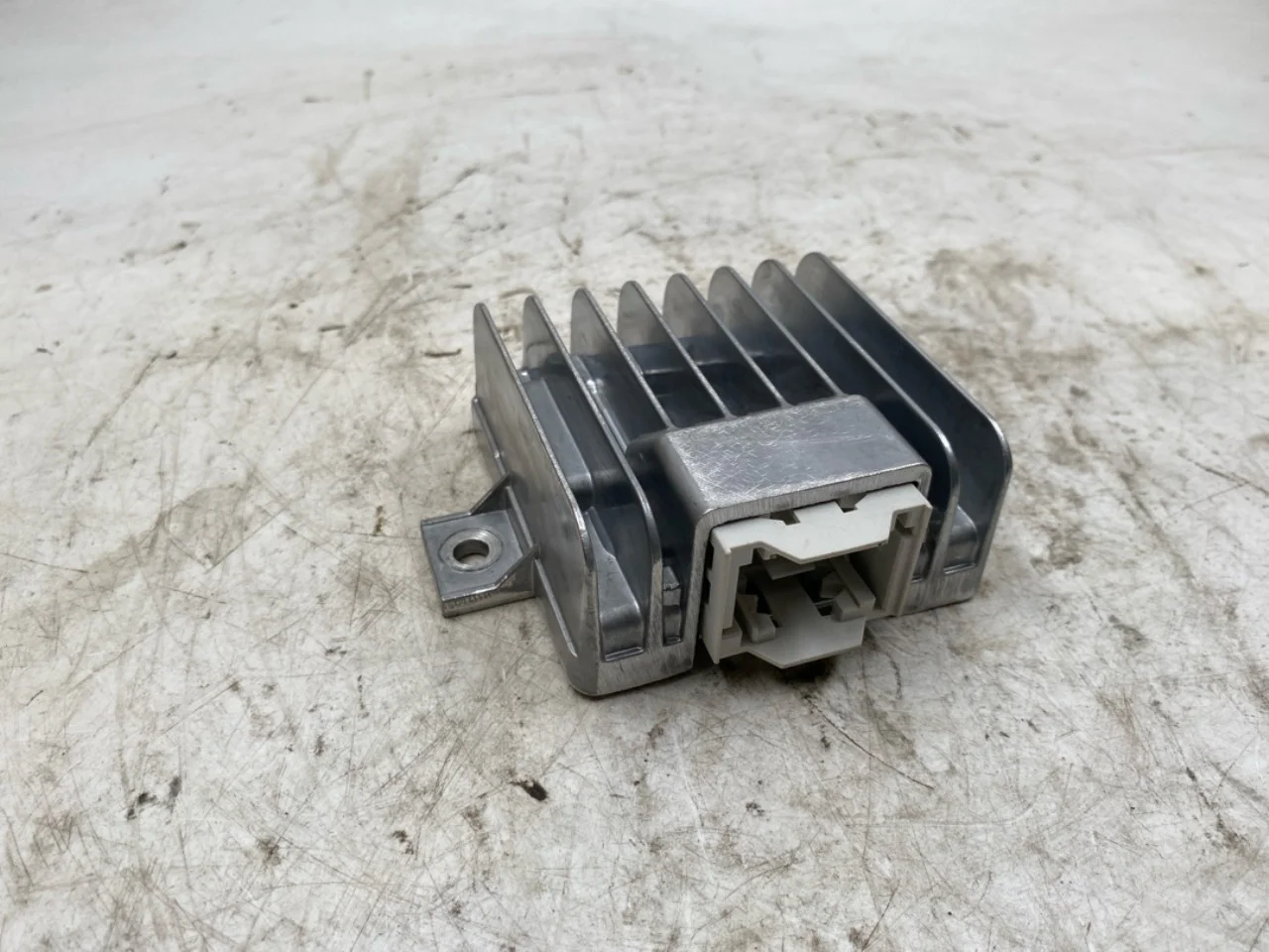Mercedes EQS SUV X296 2022- Control unit, other