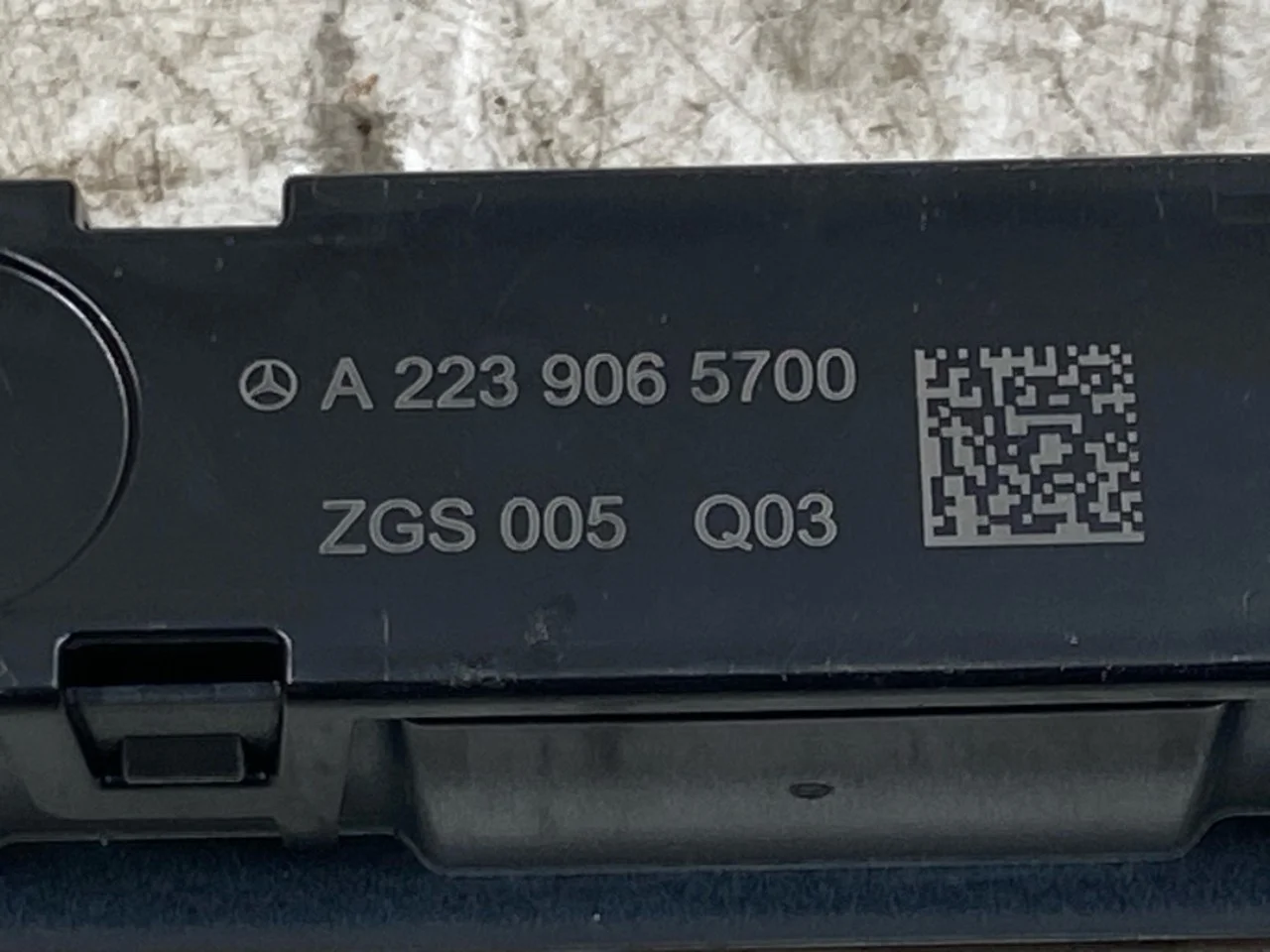 Mercedes EQS SUV X296 2022- Tetővilágítás (belső lámpa) nézet 3