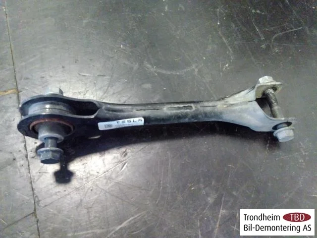 Tesla MODEL 3 2017--> Control arm, rear left view 2