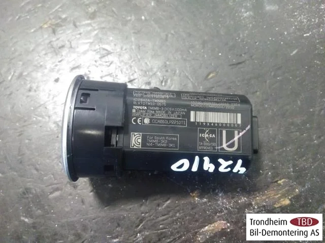 Lexus IS 250/350 2014-20 Start button, passenger car view 2